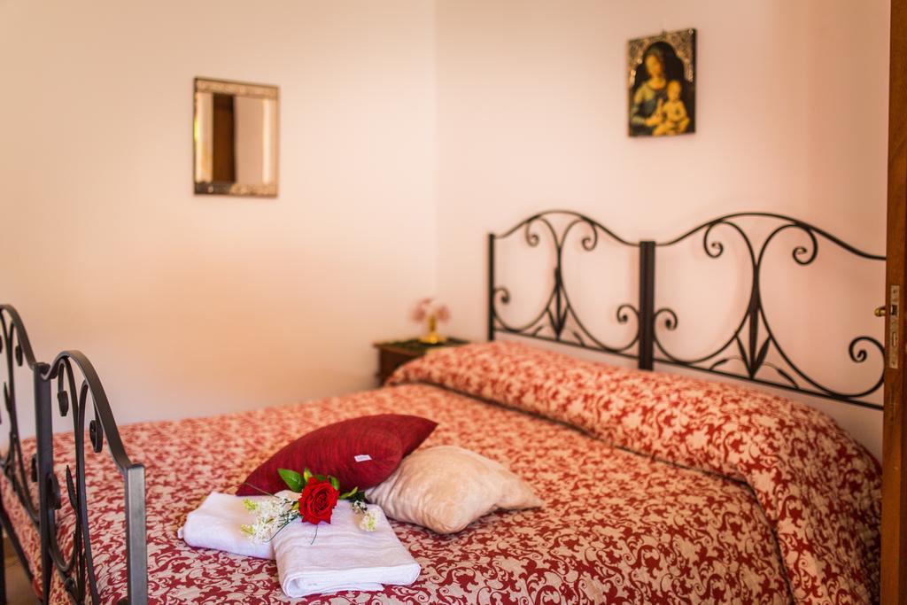 Casa Papiro Bed and Breakfast Lipari  Exteriör bild